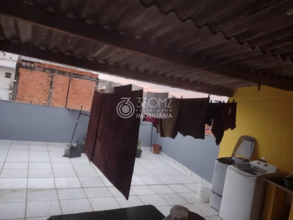 Imagem Sobrado para Venda em Carapicuíba / SP no bairro Parque Santa Teresa