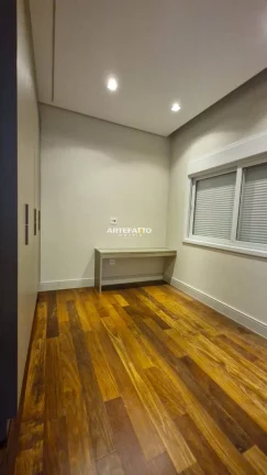 Imagem Sobrado em condomínio fechado