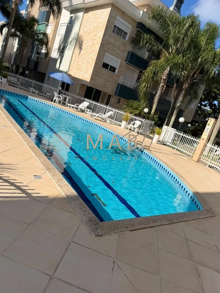 Imagem Apartamento mobiliado a 100metros do mar na Praia dos Ingleses com 110m², área de lazer com Piscina, Financiável via banco,? Florianópolis/SC!