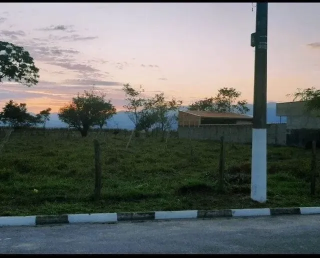 Imagem Terreno à venda Vila São Benedito, Pindamonhangaba - SP