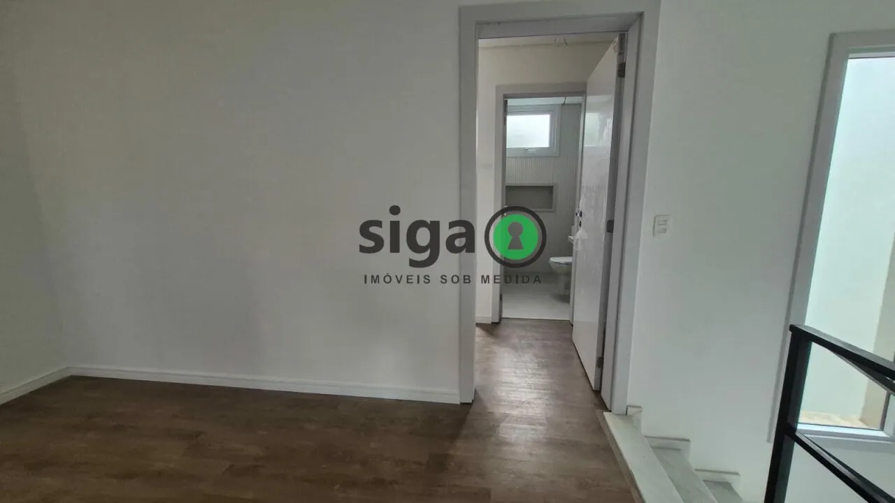 Imagem CASA EM CONDOMINIO COM 4 QUARTOS SENDO SUITES