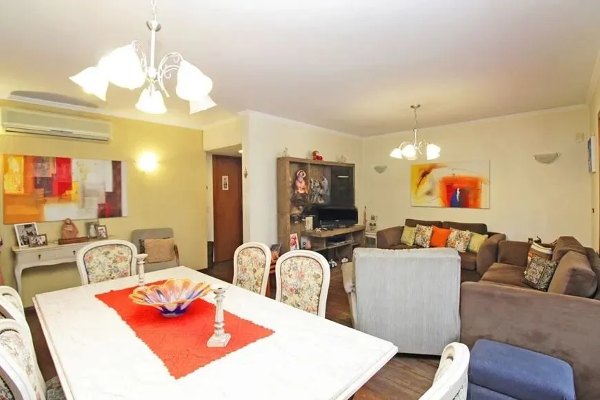 Imagem Apartamento com 159m², localizado no bairro Bela Vista em Porto Alegre/RS.