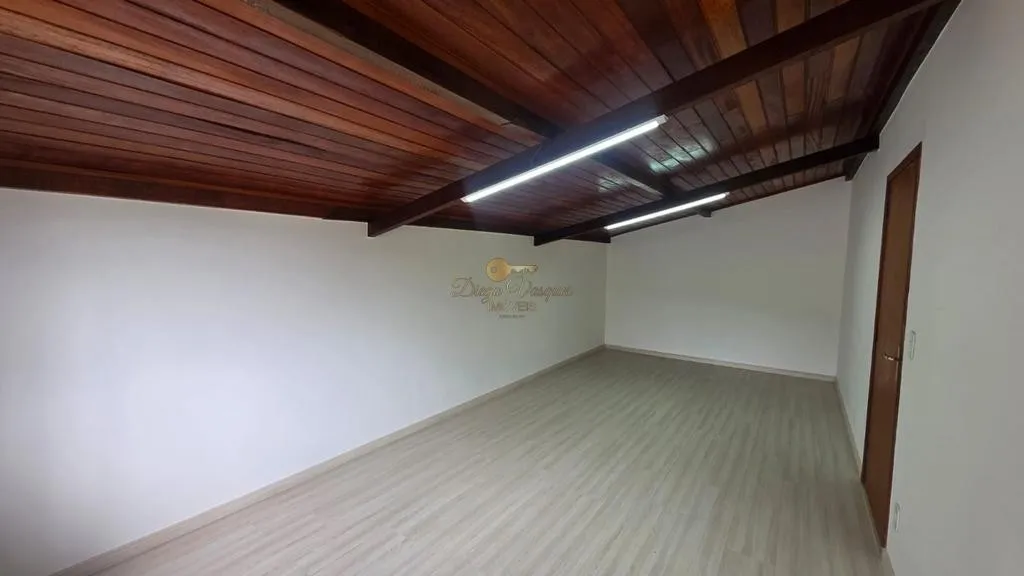 Imagem Casa em Condomínio para Venda em Teresópolis / RJ no bairro Albuquerque