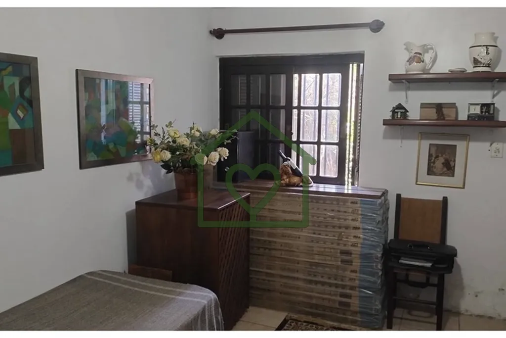 Imagem Esta residência única oferece 231 m² de área construída, combinando conforto, praticidade e cha...