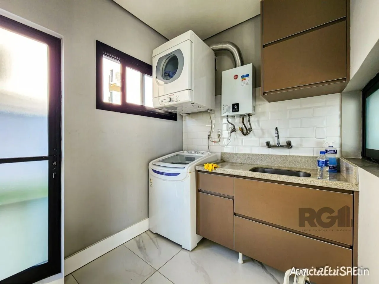 Imagem Casa com 4 suites - Condominio Fechado