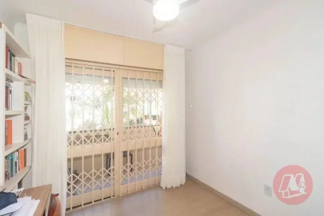 Imagem Apartamento com 2 dormitórios para alugar, 68 m² por R$ 3.338,00/mês - Jardim Botânico - Porto Alegre/RS