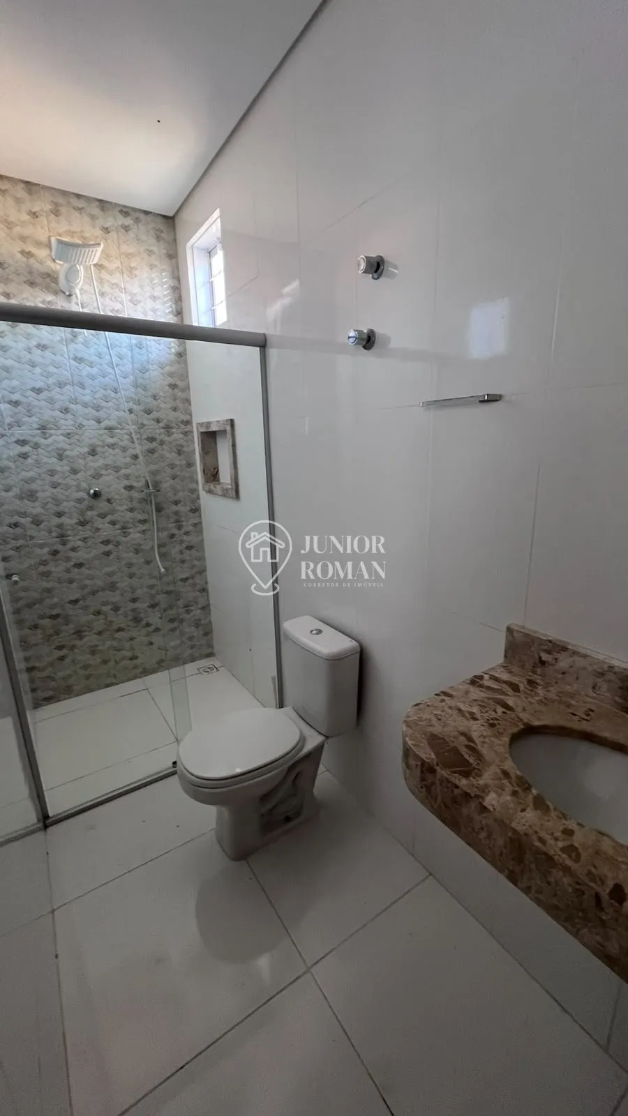 Imagem SOBRADO 4 DORM l 3 SUITES l PISCINA l ENERGIA SOLAR l ÁREA GOURMET l MORADA NOBRE - BARREIRAS/BA