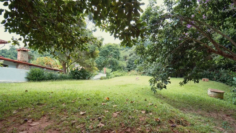 Imagem Terreno à venda em Carapicuíba divisa da Granja Viana