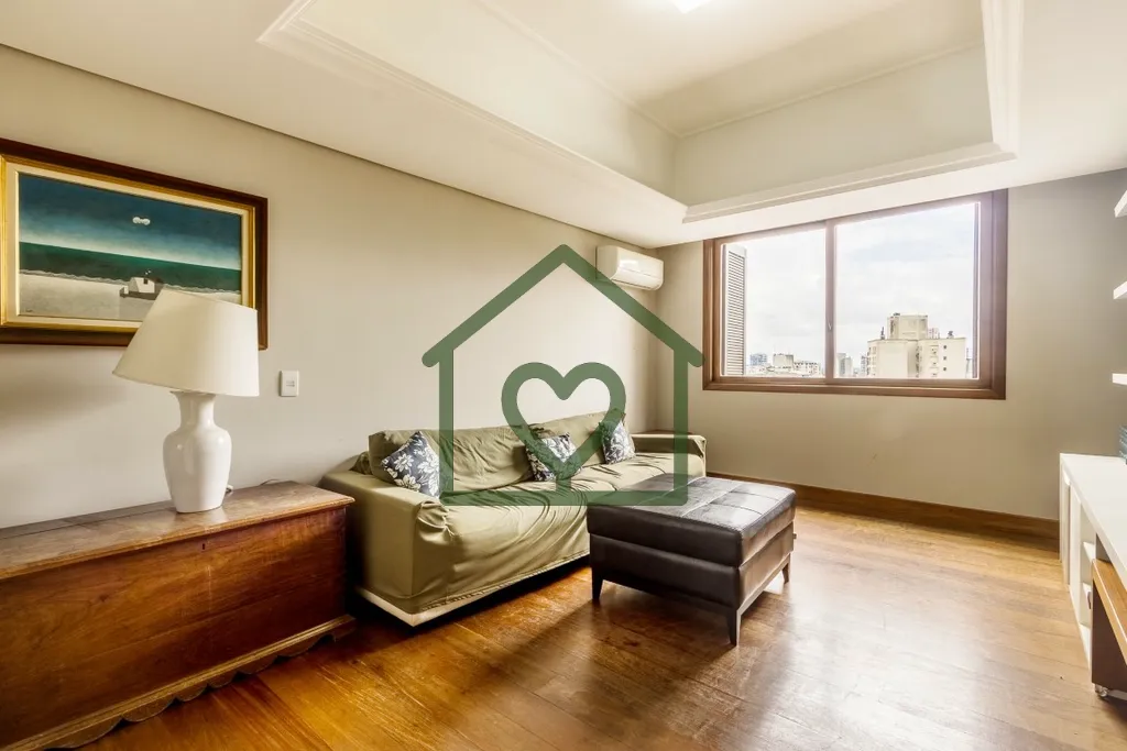 Imagem Amplo apartamento de 244m² com 2 suítes completas, sendo uma master com closet e sacada integrada....
