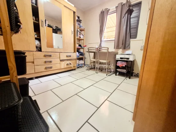 Imagem Excelente casa à venda no bairro Monte Alegre, com localização privilegiada, próxima a escolas, ...