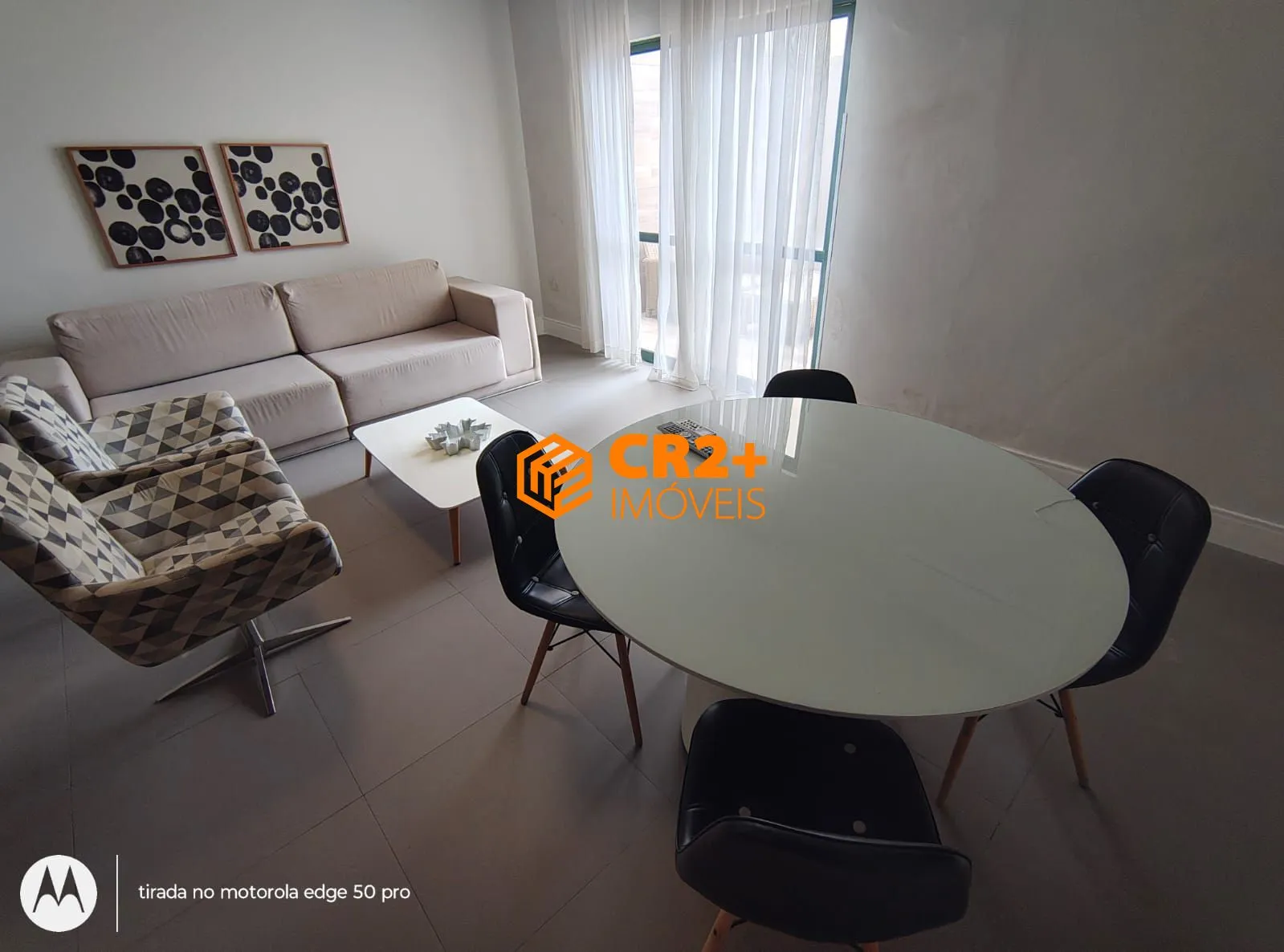 Imagem Vendo COBERTURA 140m2 01 quarto, 02 varandas, 01 vaga de garagem Beira mar em P