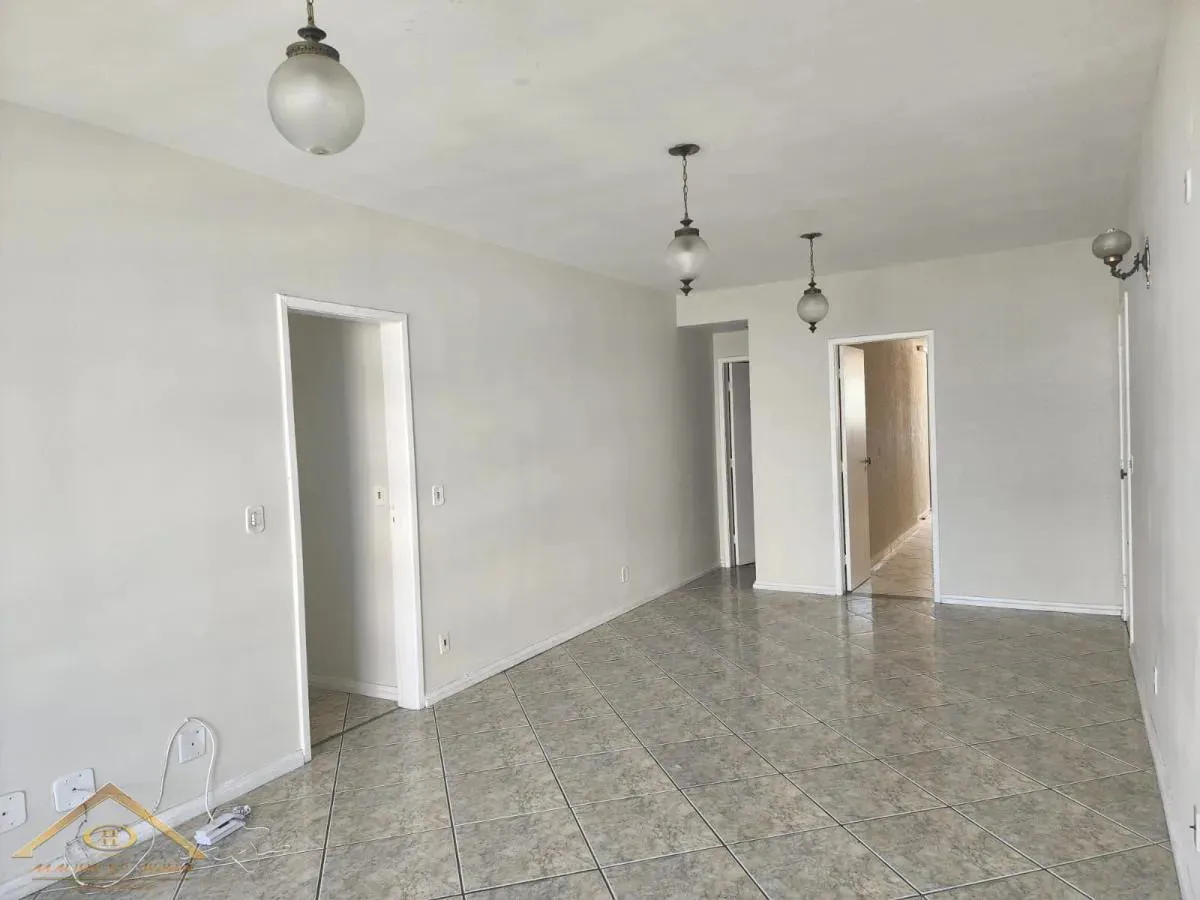Imagem Apartamento para Venda em Cabo Frio / RJ no bairro Vila Nova