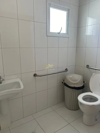Imagem ÓTIMA COBERTURA COM PISCINA PRIVATIVA E ELEVADOR PARA CADEIRANTE ATÉ A PISCINA COMUNITÁRIA