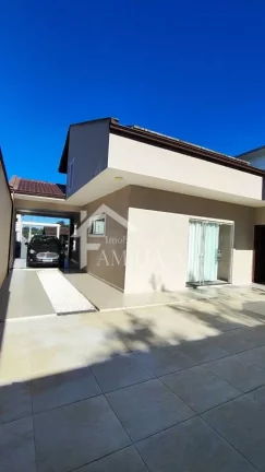 Imagem Casa Plana Averbada no Iririú com Piscina