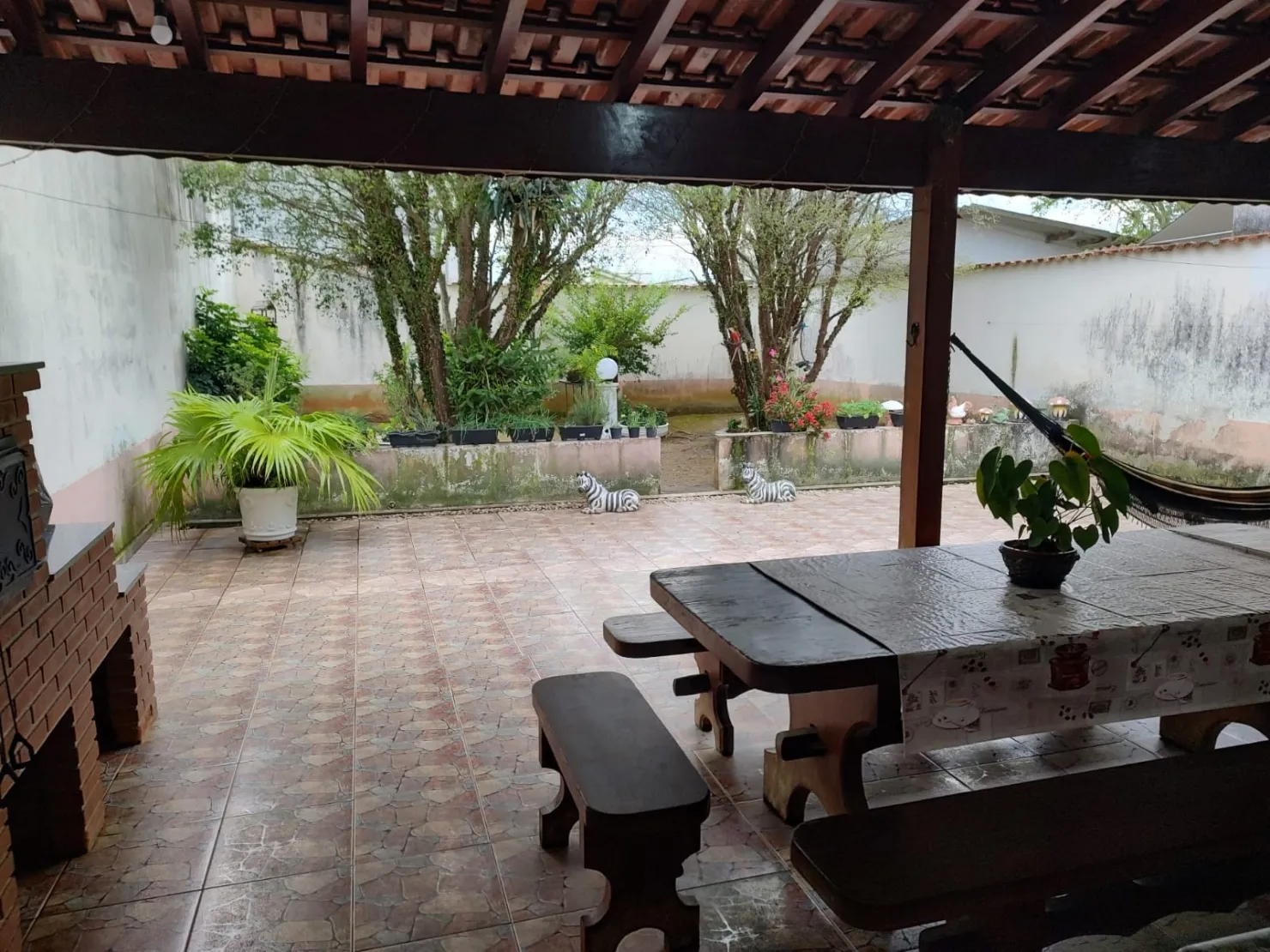 Imagem Casa à venda 3 Suites, 2 Vagas, 300M², Crispim, Pindamonhangaba - SP