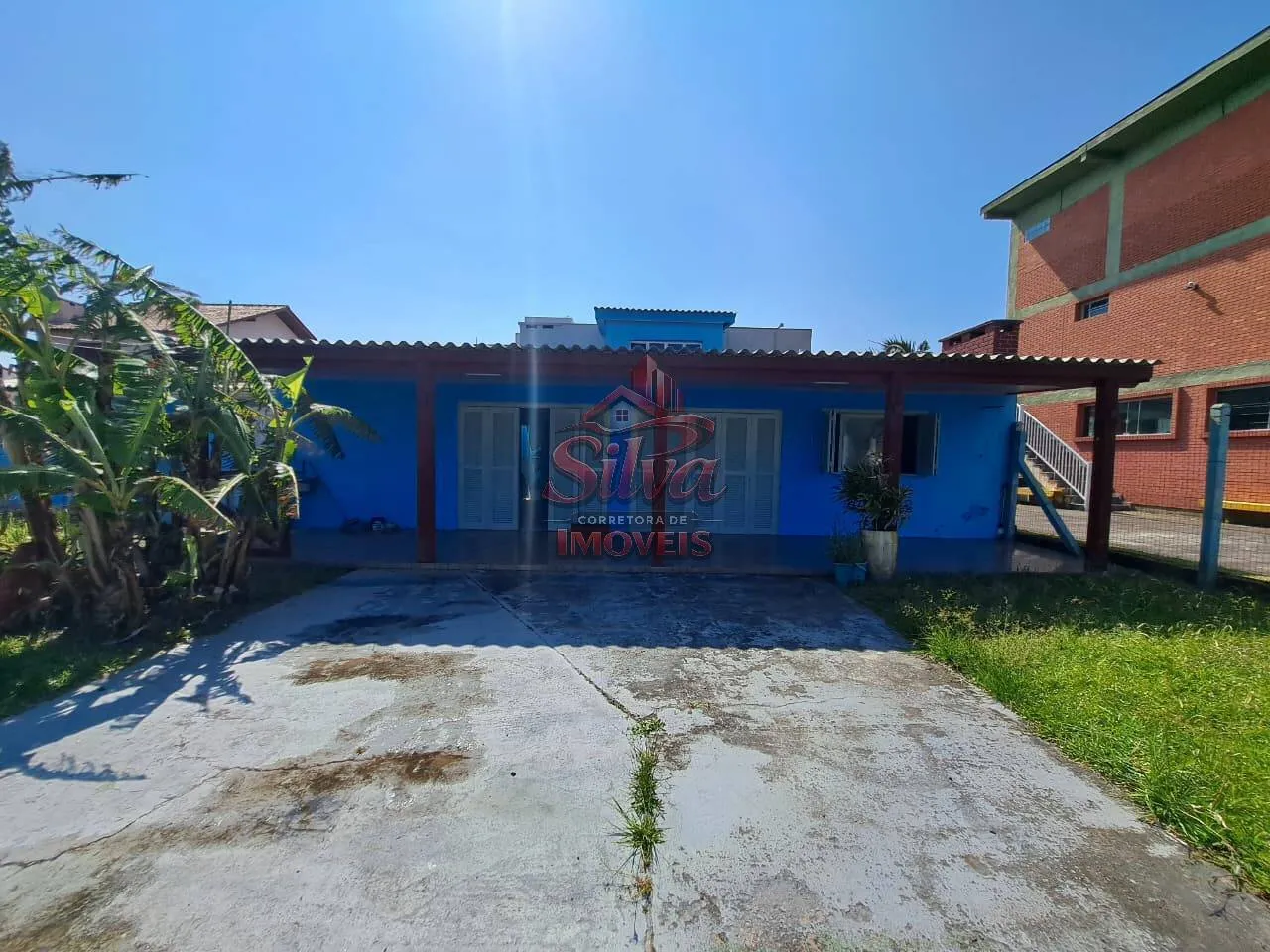 Imagem Casa 5 dormitórios com piscina a 200m do mar