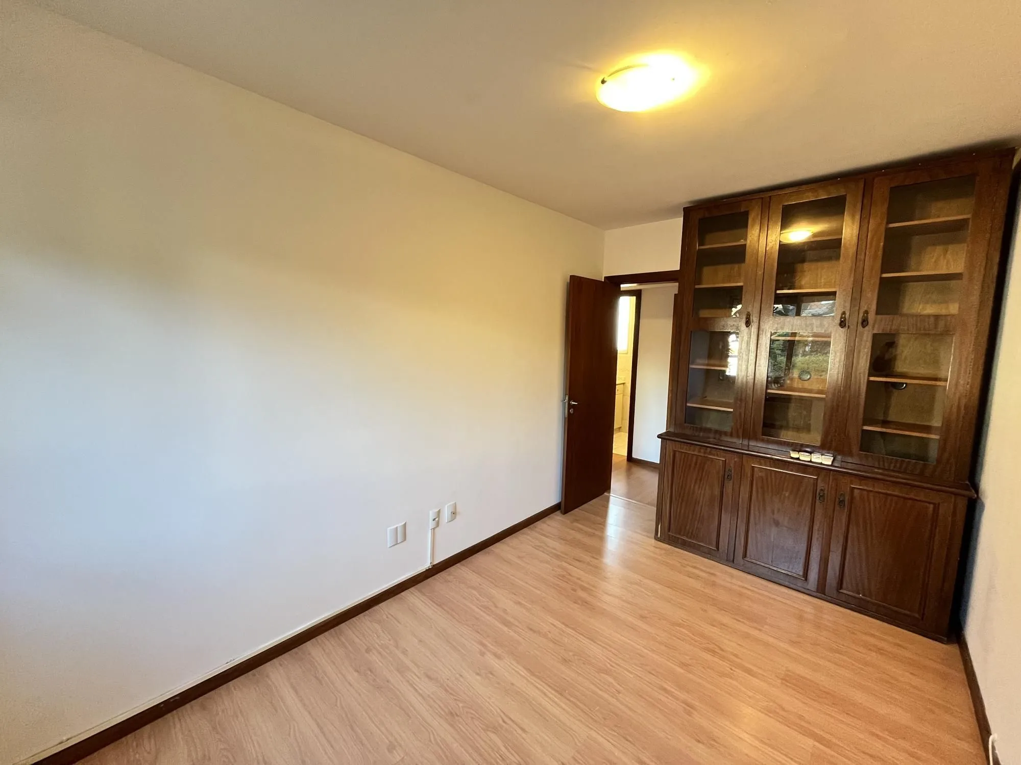 Imagem Apartamento de 3 quartos e 1 vaga de garagem no bairro Chácara da Pedras em POA