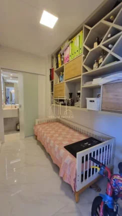Imagem Apartamento decorado vista mar com duas suíte varanda gourmet a venda em Pituaçu.