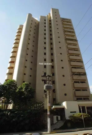 Foto do imóvel Luxuoso apartamento de 4 quartos na Vila Suzana, São Paulo-SP: 1 suíte, 3 salas, 4 banheiros, 4 vagas de garagem, 371m².