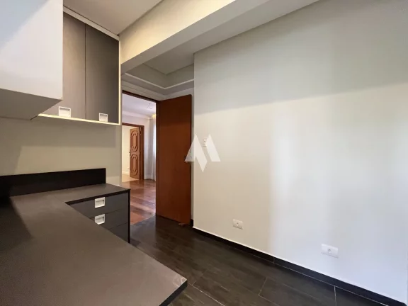 Imagem Apartamento à venda com 3 suítes e Elevador Privativo no Boqueirão de Santos/SP