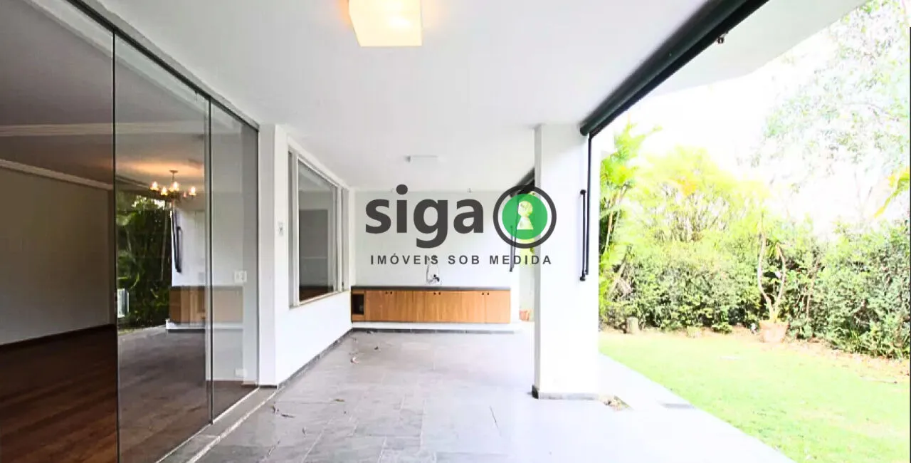 Imagem Casa de condomínio à venda com 265m², 3 quartos e 4 vagas no Panamby