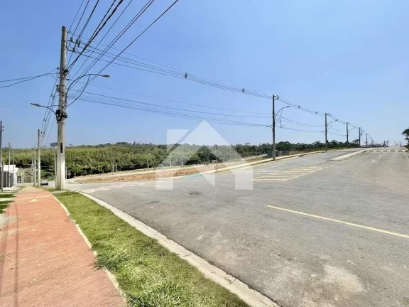 Foto do imóvel Casa de Condomínio em Água Espraiada (Caucaia do Alto) - Cotia