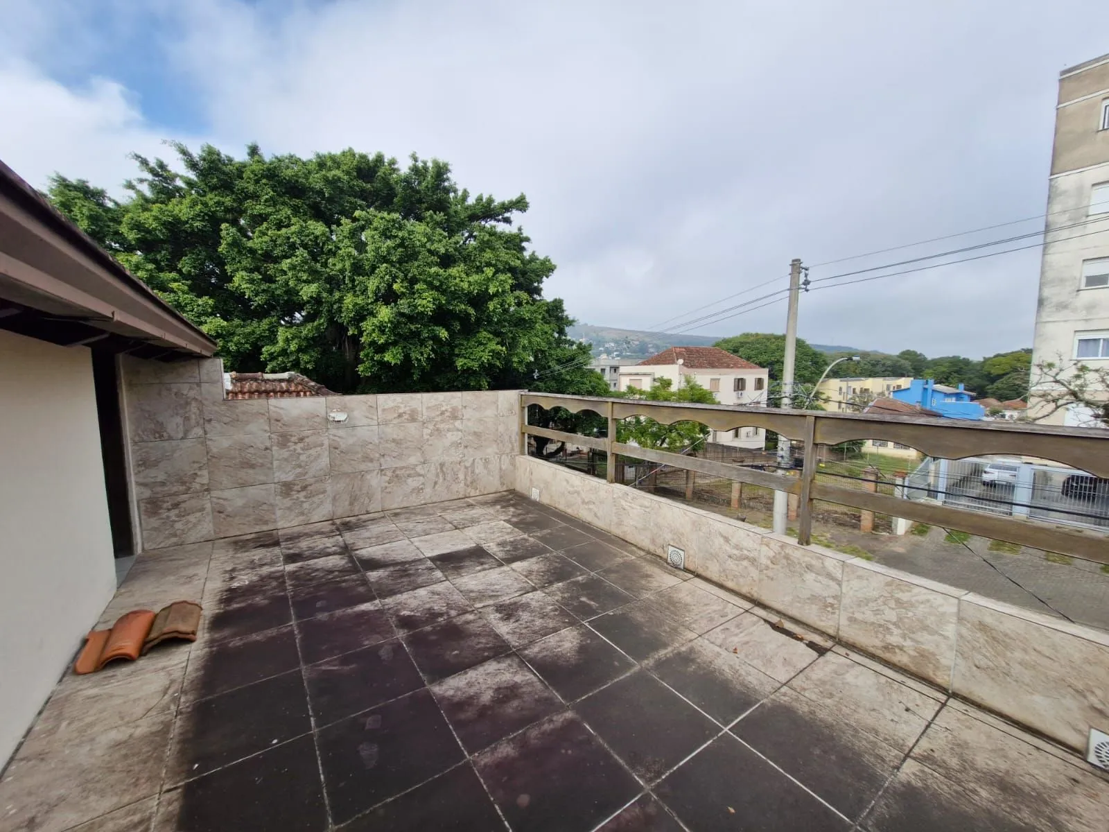 Imagem Casa de 3 dormitórios com piscina no bairro Teresópolis.