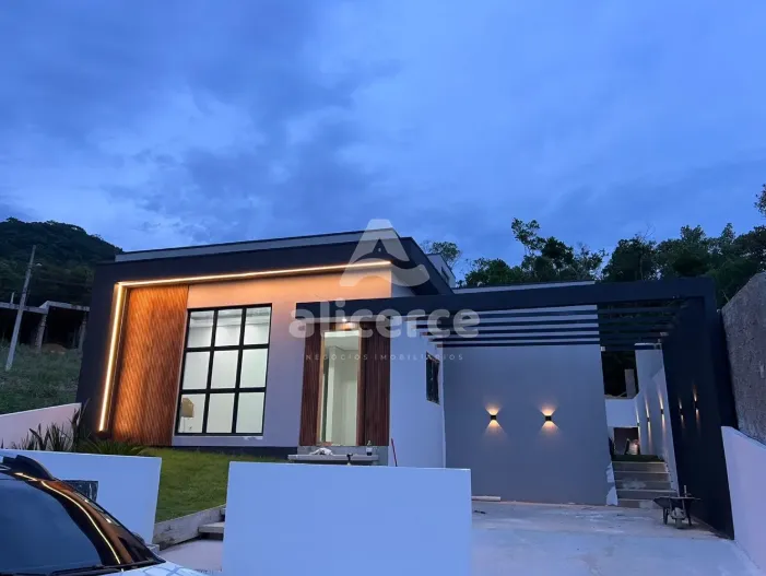 Imagem Casa à venda com 2 quartos 1 suíte, 117m² em Forquilhas São José