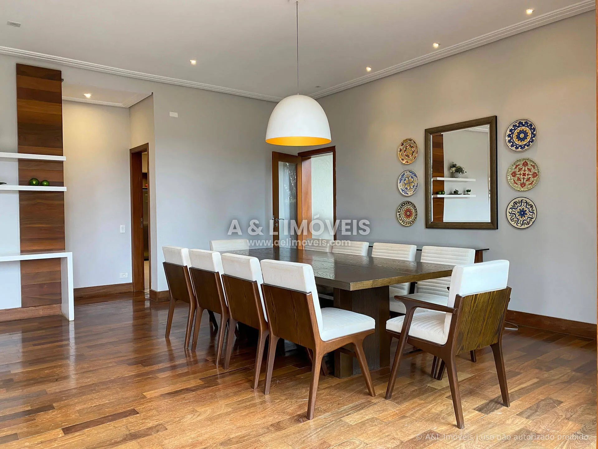 Imagem Casa alto padrão em Campos do Jordão | 5 suítes | Condomínio fechado