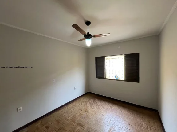 Imagem Casa para Locação em Limeira, Jardim Santa Cecília, 3 dormitórios, 2 banheiros, 2 vagas