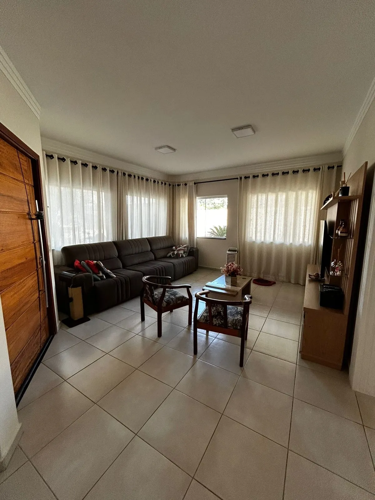 Imagem Casa de 310m² Localizada no Condomínio Residencial Parque Esplanada - Votorantim/SP!