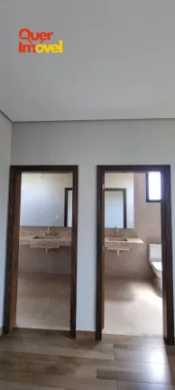 Imagem Luxuosa Casa em Condomínio à venda em Ribeirão Preto-SP, no Alphaville: 4 quartos, 4 suítes, 2 salas, 7 banheiros, 4 vagas de garagem, 498m² - Com Cinema Anfiteatro!