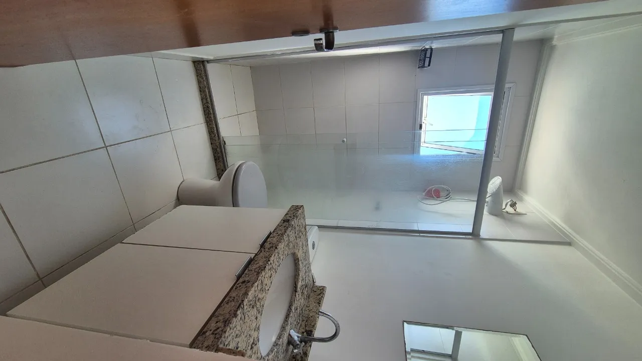 Imagem Apartamento com 2 quartos para alugar em Vila Velha