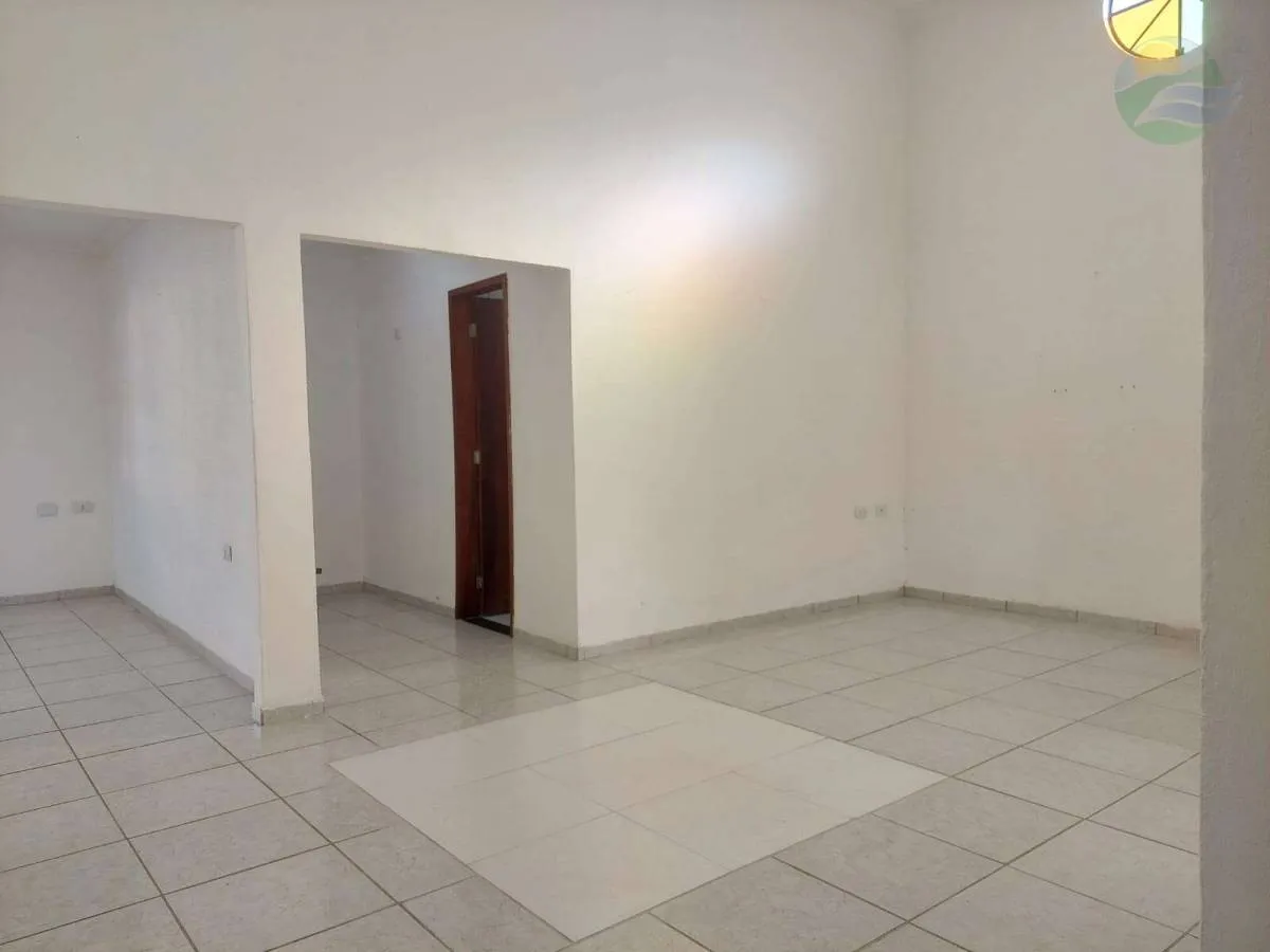 Imagem Casa Térrea em Gravatá | 4 Qts (3 Suítes), Piscina e 1.000m2 de área Verde.