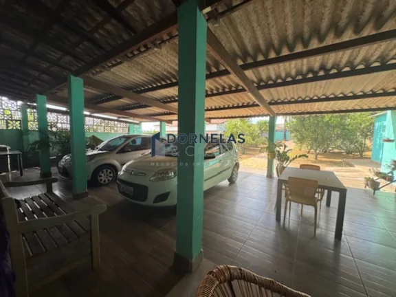 Imagem ABAIXOU!! CASA COM 3 QUARTOS CONDOMÍNIO FECHADO NO GUARAPARK TERRENO DE 800,00M² ESTUDA TROCA POR APARTAMENTO NO GUARÁ