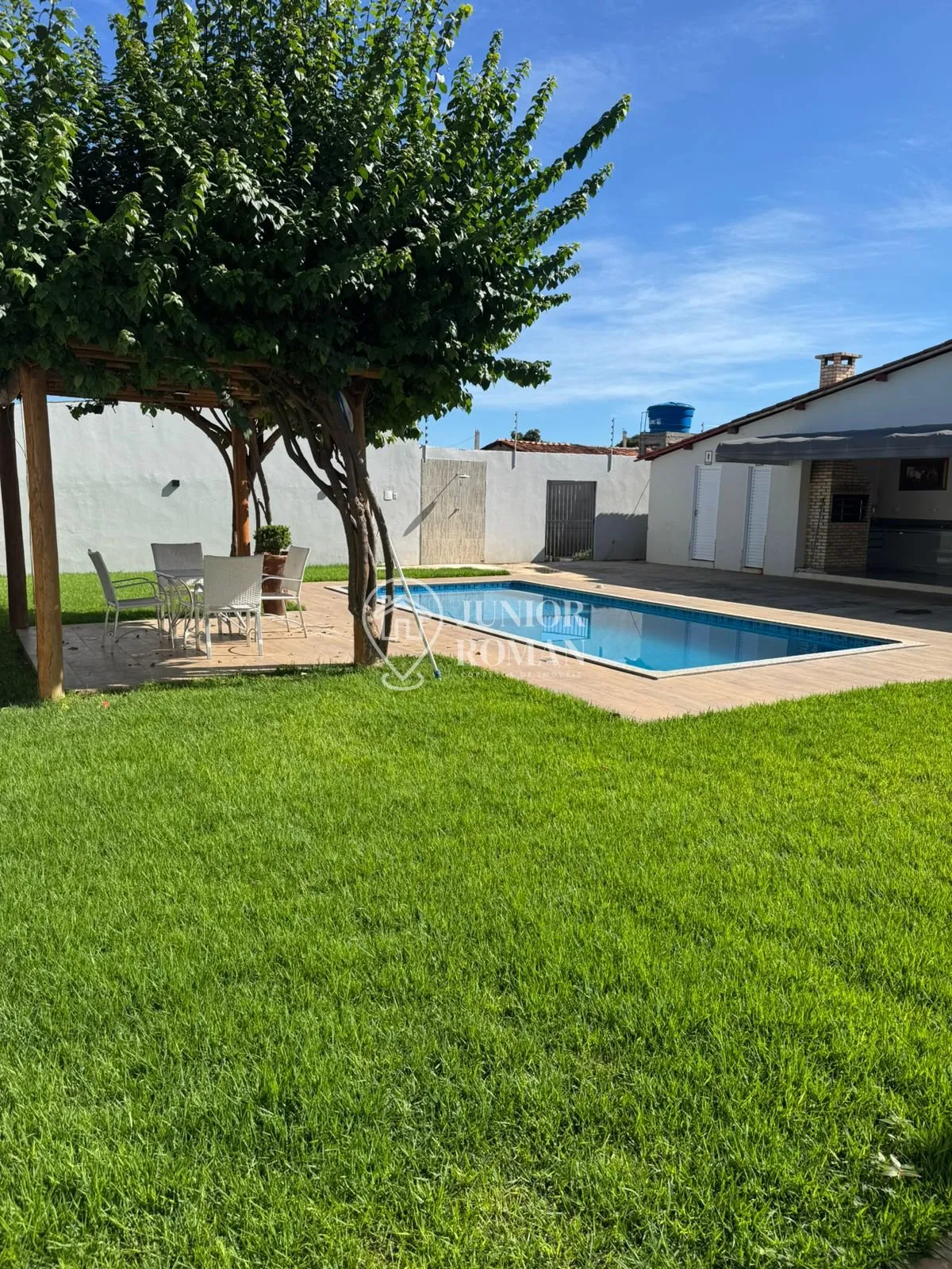 Imagem CASA MOBILIADA COM PISCINA, CHURRASQUEIRA E SALÃO - SÃO MIGUEL - BARREIRAS/BA