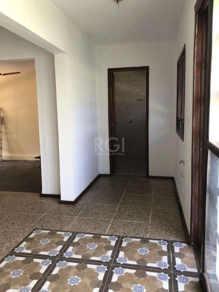 Imagem Casa para Venda - 180.19m², 3 dormitórios, sendo 1 suites, 2 vagas - Camobi