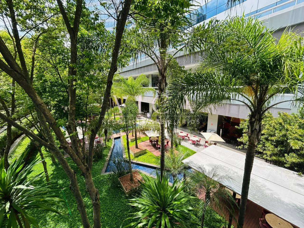Imagem Sala mobiliada 42m² para aluguel por R$ 3.000,00/mês - Alphaville/SP