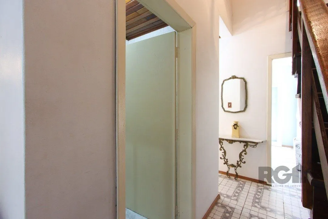 Imagem Casa 04 dormitórios, 02 suítes, living 02 ambientes