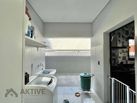 Imagem Casa de Condomínio em Granja Viana - Cotia