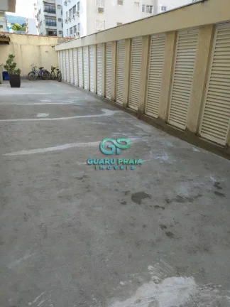 Imagem Apartamento Padrão com sacada gourmet à 300m da praia.