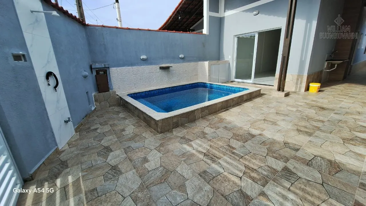 Imagem CASA TERREA 3 DORMITORIOS COM PISCINA EM MONGAGUA