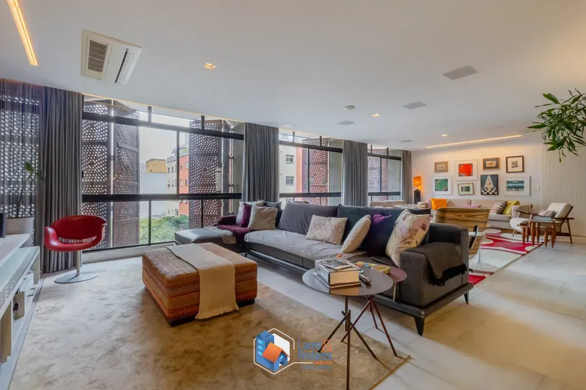 Imagem Apartamento para venda em Santa Cecília com 3 quartos, sendo 3 suítes, 280m²
