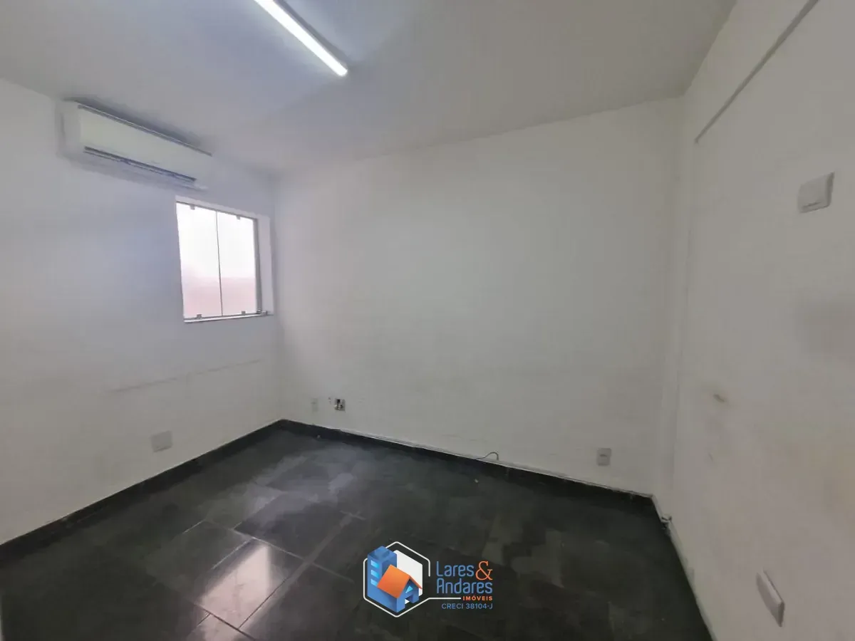 Imagem Casa comercial para venda em Mirandópolis, 241m²