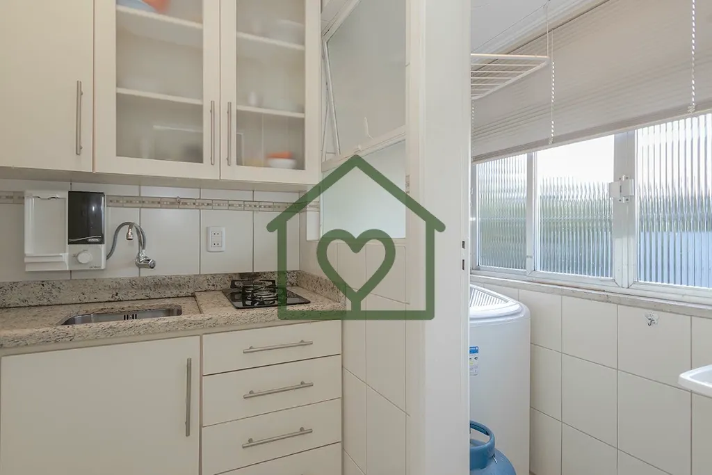 Imagem Bem-vindo! 
 
Se você busca um apartamento bem localizado, funcional e cheio de charme, este é daq...