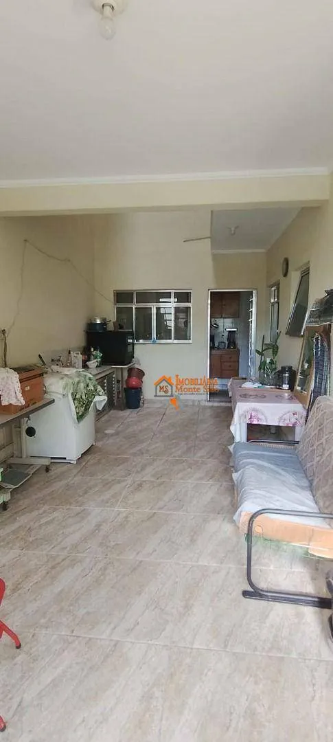 Imagem Sobrado com 3 dormitórios à venda, 240 m² por R$ 550.000,00 - Jardim Las Vegas - Guarulhos/SP