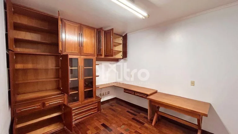 Imagem Casa com 4 dormitórios à venda, 450 m² por R$ 2.400.000,00 - Pinheirinho - Itajubá/MG