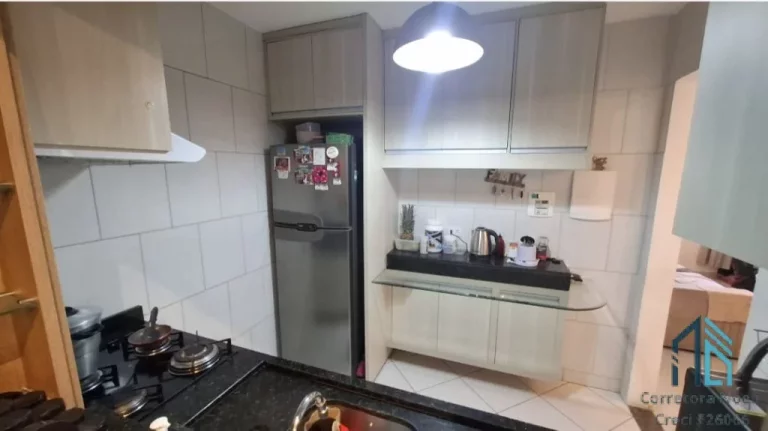 Imagem Sobrado em condomínio, Semi mobiliado 03 quartos c/suíte, closet, no Uberaba em Curitiba PR