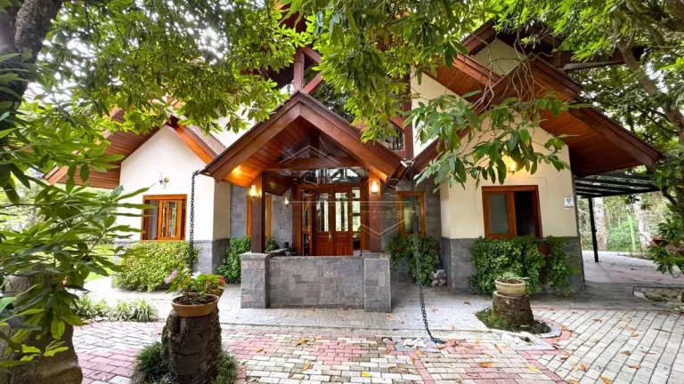 Imagem Casa de Condomínio em Campos do Jordão