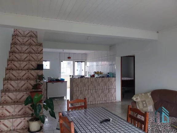 Foto do imóvel Sobrado a venda c0m 03 moradias, 09 quartos no Balneário Xangrila em Pontal do Parana PR